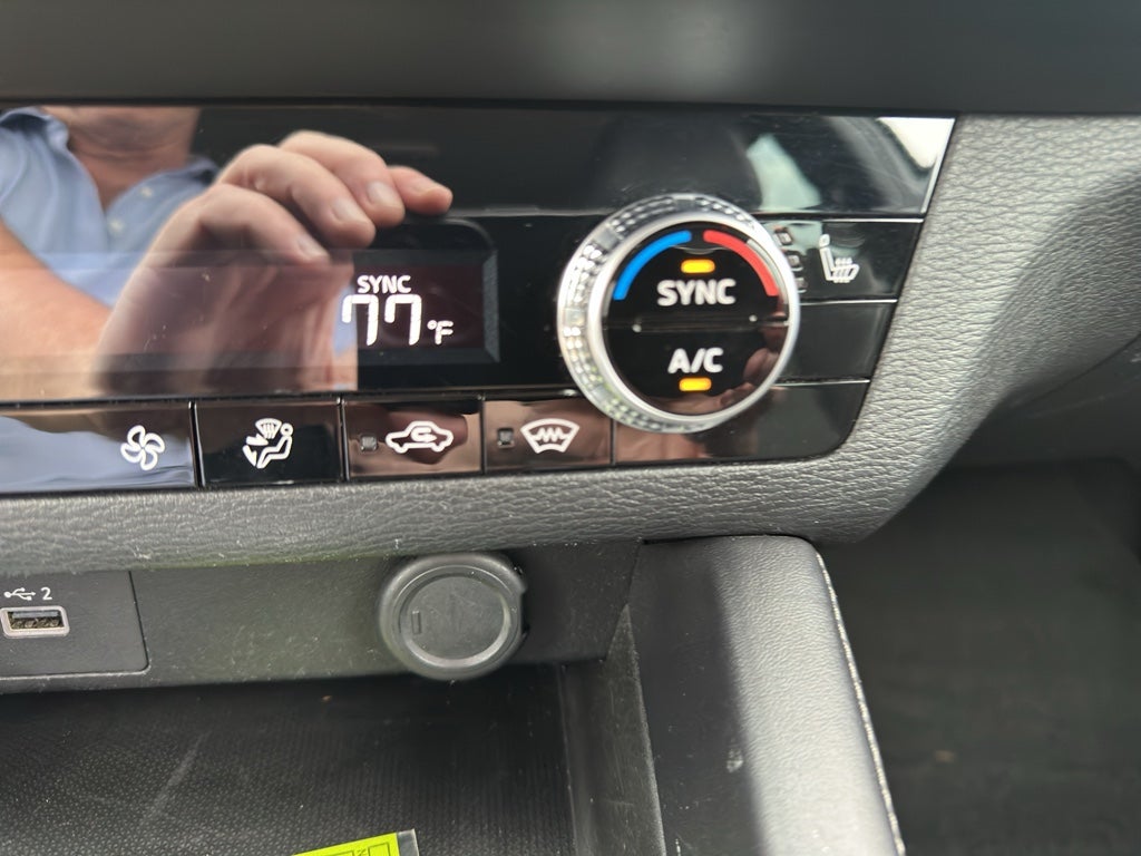 2023 Mitsubishi Outlander SE Black Edition