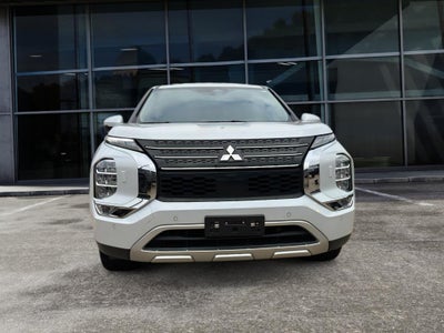 2023 Mitsubishi Outlander SE Black Edition