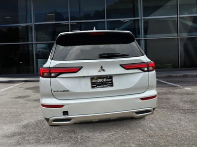 2023 Mitsubishi Outlander SE Black Edition