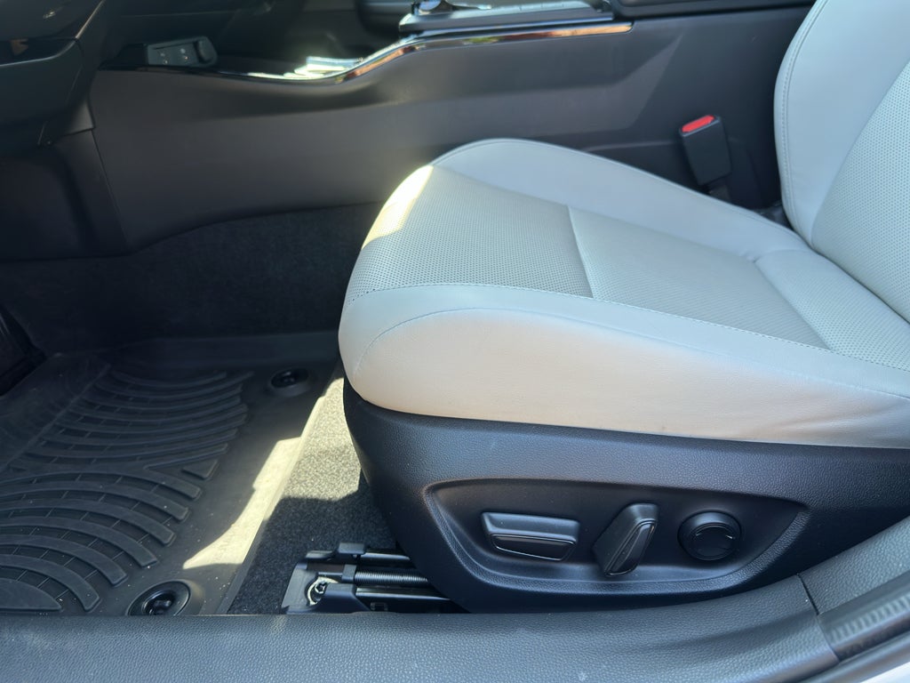2024 Toyota Prius Limited
