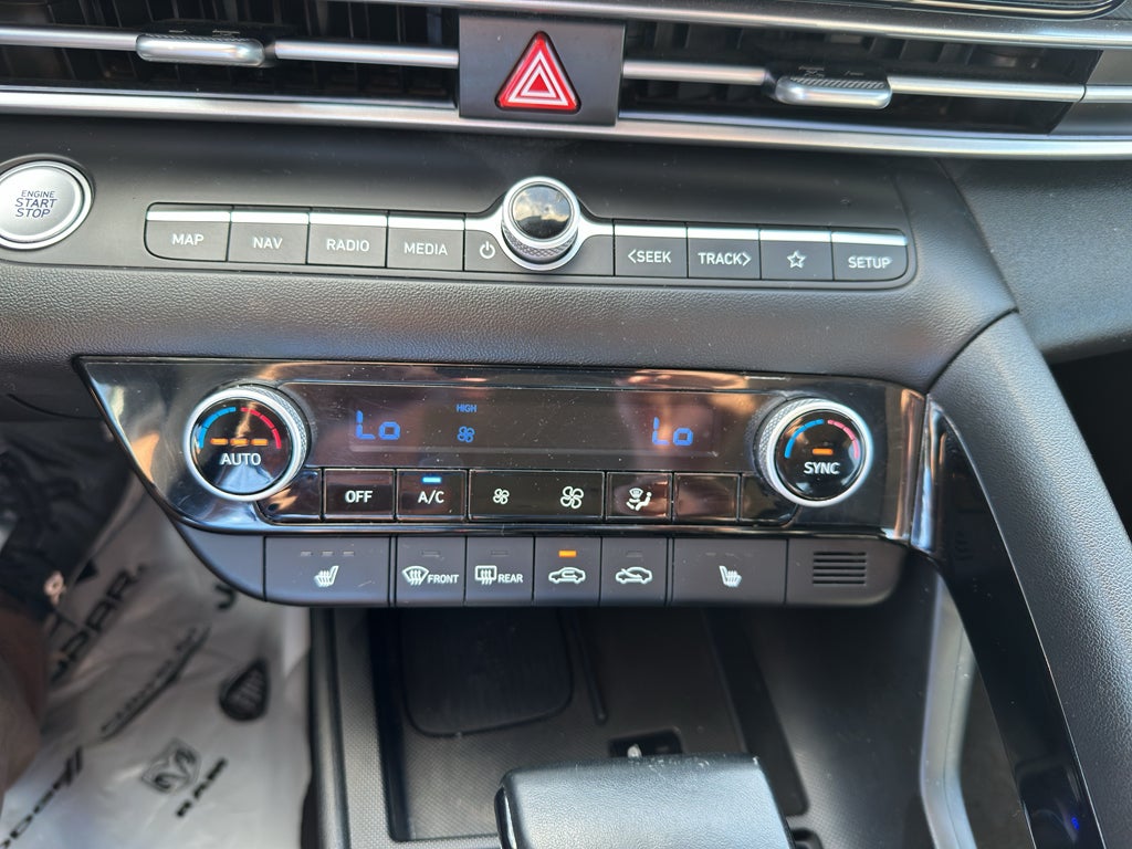 2024 Hyundai Elantra Limited