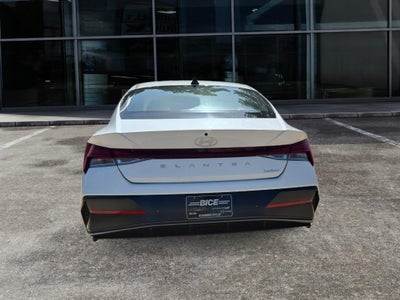 2024 Hyundai Elantra Limited