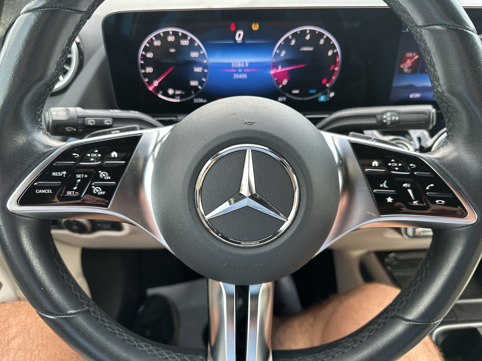 2025 Mercedes-Benz GLA 250 250