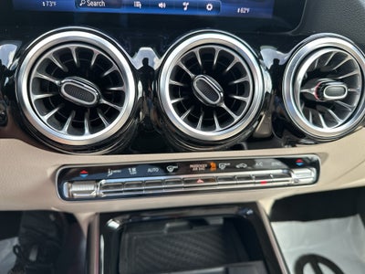 2025 Mercedes-Benz GLA 250 250