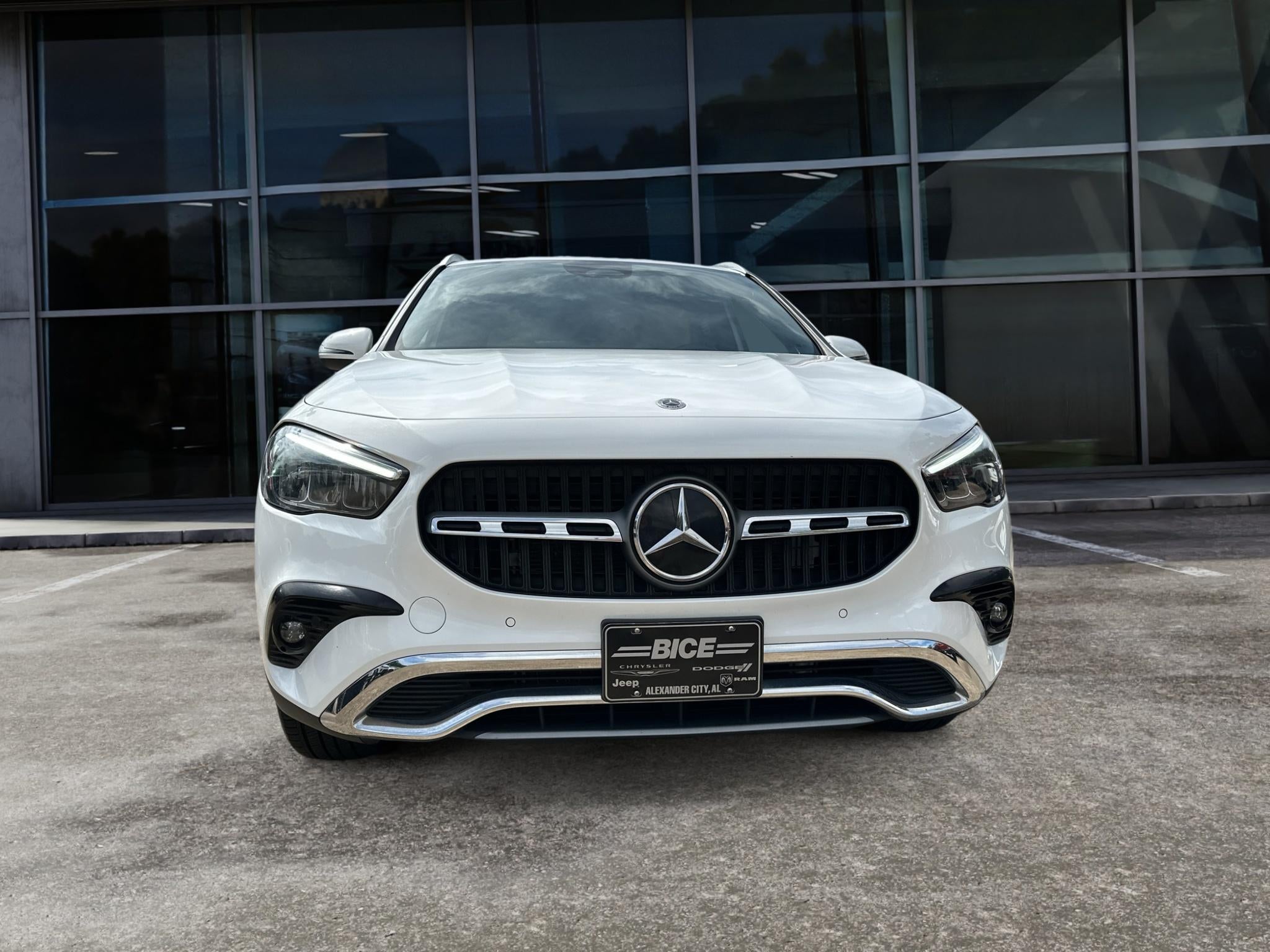 2025 Mercedes-Benz GLA 250 250