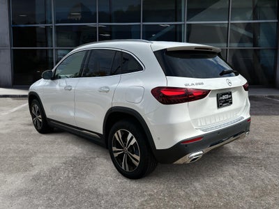 2025 Mercedes-Benz GLA 250 250