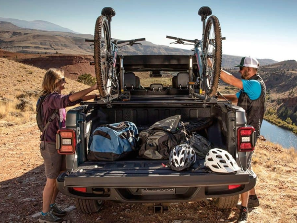 2026_Jeep_Gladiator_Hauling_capability