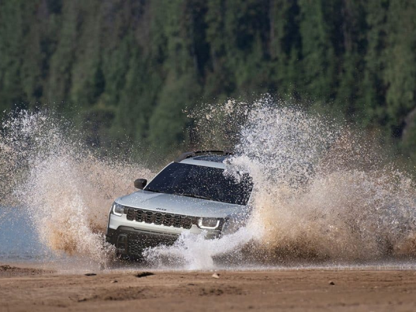 2026 Jeep Grand Cherokee Off road experience